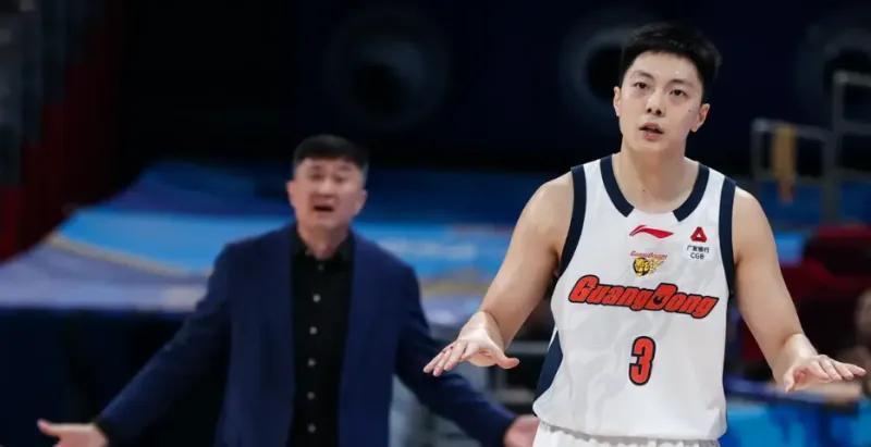 九游-京粤大战郭士强收获满满!胡明轩曾凡博周琦满状态,赵睿维持健康